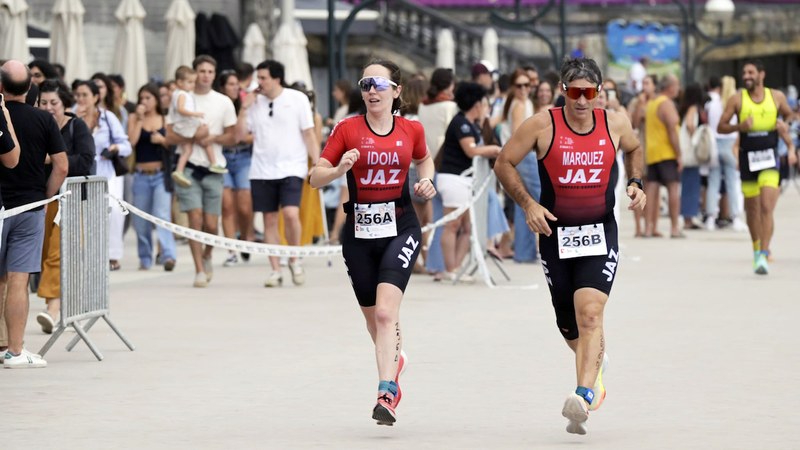 Aitor Fernandez 16. izan da El Vendrelleko distantzia erdiko triatloian