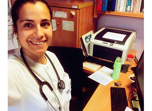 Aitziber Urkiola, erizaina Bergarako zaharren egoitzan: “Langileok pazienteak kutsatzeko beldurra dugu”