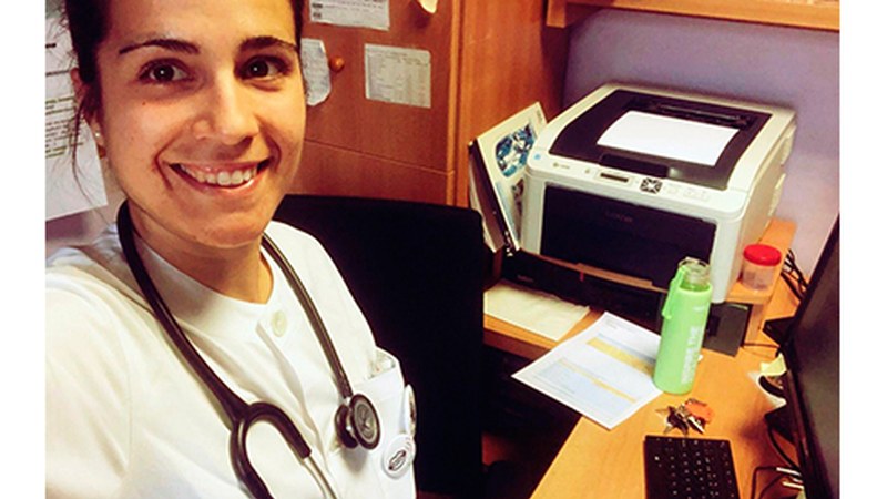 Aitziber Urkiola, erizaina Bergarako zaharren egoitzan: “Langileok pazienteak kutsatzeko beldurra dugu”