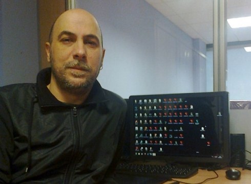 ALBERTO ALCELAY: “Animatzeko, lehenik aktuazioa egin behar duzu ispilu aurrean”