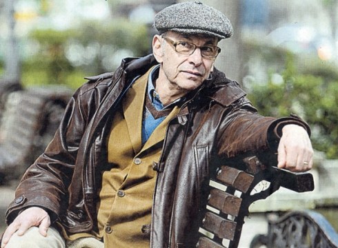 Alberto Pinzón, kolonbiar exiliatua: “Oraingo prozesuak aurrera egiteko aukera gehiago ditu”