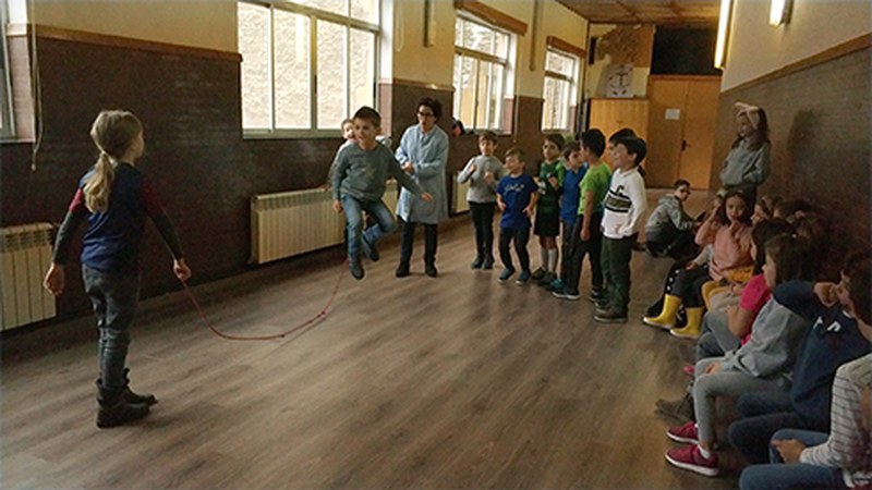 Aldatze ikastetxeko ikasleek 'Kongito, kongito' izeneko jolasa proposatu digute