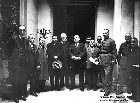 Alejandro Telleria “Alkate Txikixa” omenduko dute eguenean Coliseoan