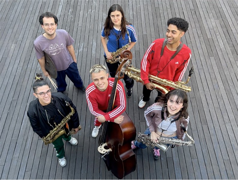 Alex Daviesek kontzertua emango du eguen iluntzean Untzagan