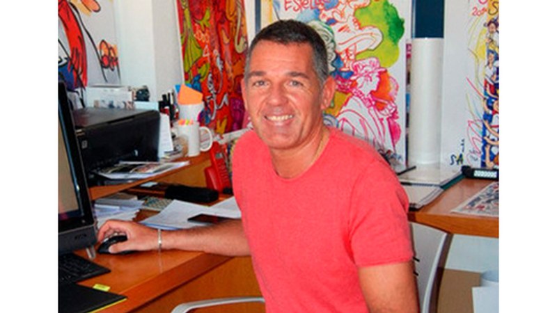 Alfredo Leon, diseinatzaile grafikoa: “Kartel harrigarriak egiten saiatzen naiz, deigarriak”