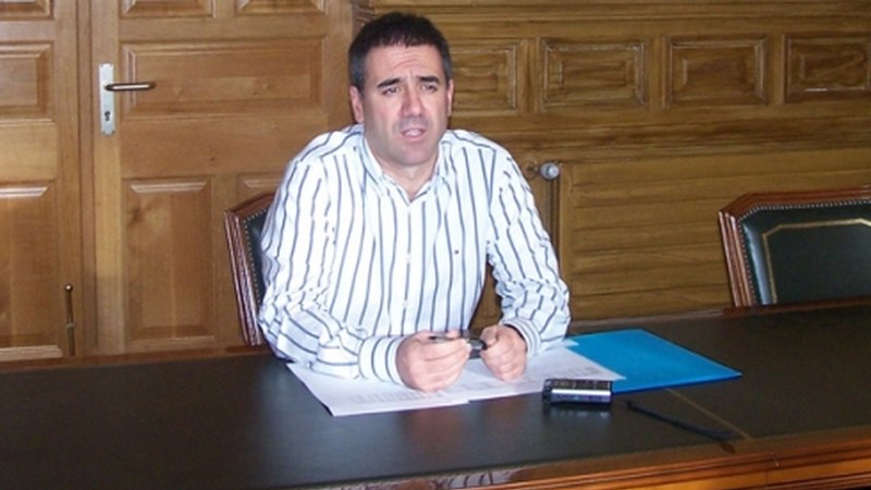 Alkatea pozik dago auzoetako bilerekin