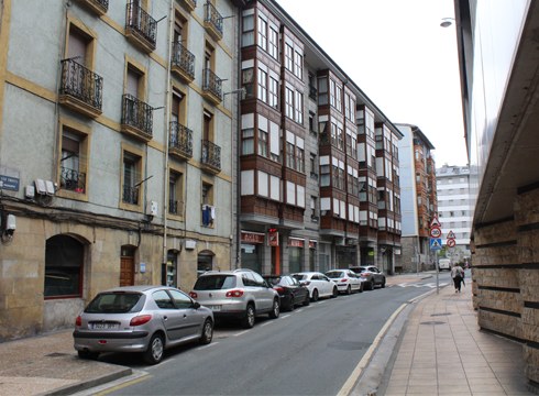 Alkateak neurriak hartzeko eskatu dio Euskal Trenbide Sareari trenek Egogain-Ardantza zatian ateratzen duten zarata arintzeko