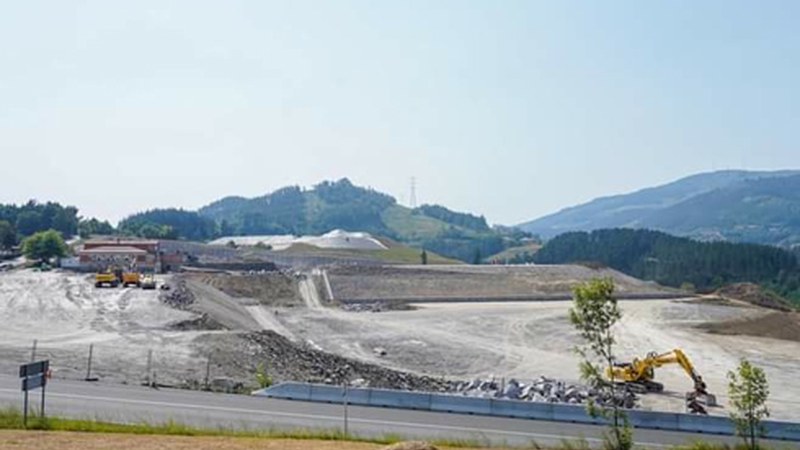 Amaitu da Areitio kirol hiriko obren lehen fasea