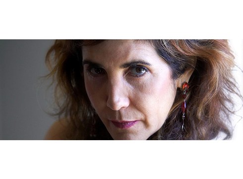 Ana Pimenta, antzerkigilea: “Lan moralizanteak ez zaizkit gustatzen, jakin-mina sortzen dutenak atsegin ditut”