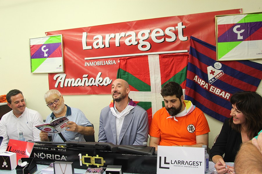 Ana Ramos kazetariak botako duen txupinazoarekin hasiko dira Amañako jaiak datorren barixakuan