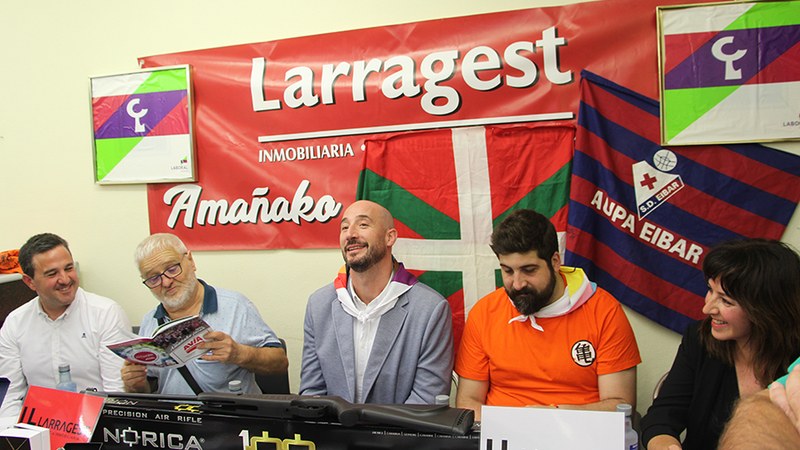 Ana Ramos kazetariak botako duen txupinazoarekin hasiko dira Amañako jaiak datorren barixakuan