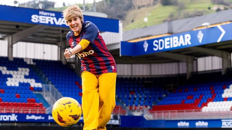 Anabel Alonso aktoreak Ipurua bisitatu du