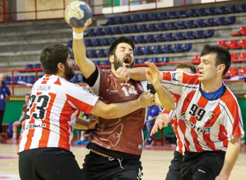 Anaitasuna vs Hierros Servando: lidergoa jokoan izango da bihar arratsaldean Iruñean