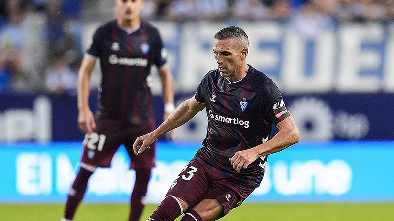Anaitz Arbilla eta Beñat San Jose 2027ra arte geratuko dira SD Eibar-en