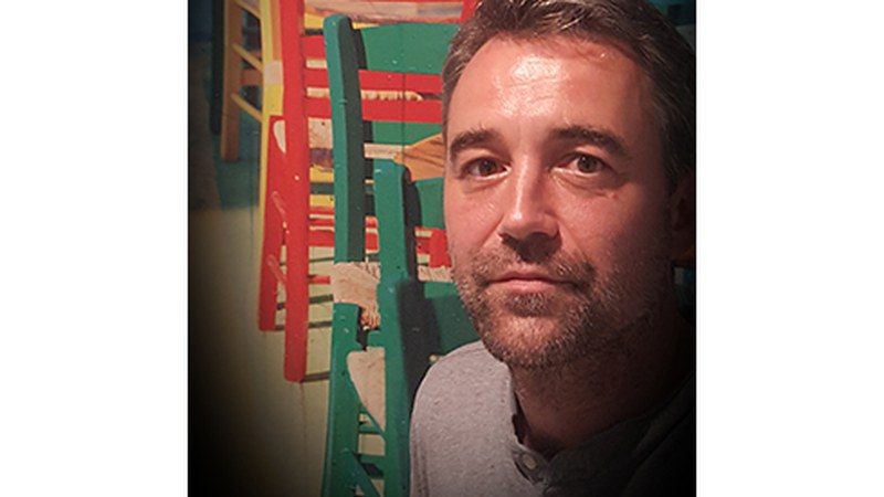 Ander Maiora, idazlea: “Heraklitoren estilo orakular eta iluna garatu eta gaurkotu dugu”