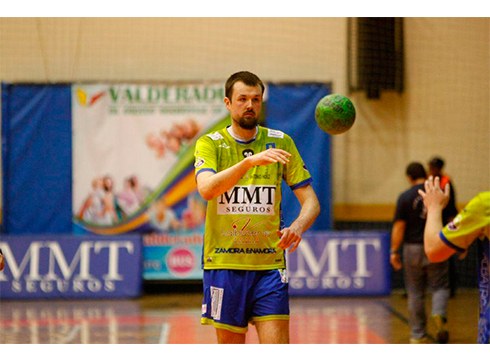 Ander Iriartek HC Eivissan jokatuko du datorren denboraldian