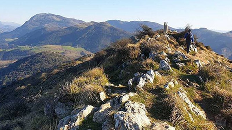 Andutzera mendi ibilaldi gidatua antolatu du Geoparkeak zapaturako