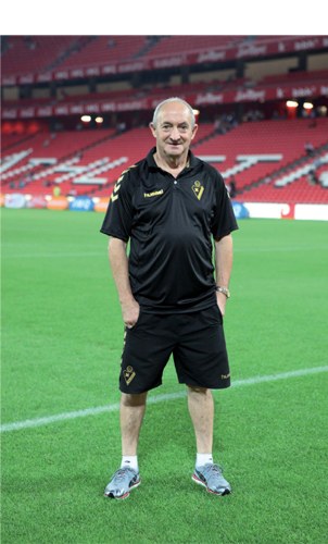 "Angel Zapico, bizitza guztia Eibar FT-ri emana, lehen mailako pertsona izateaz gain" (Ramon Beitia)