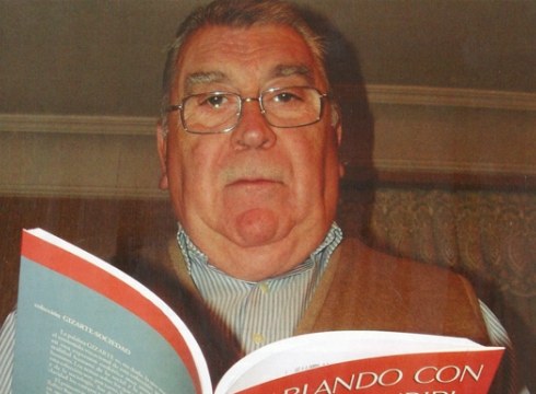 Anton Artamendi teologoa hil da