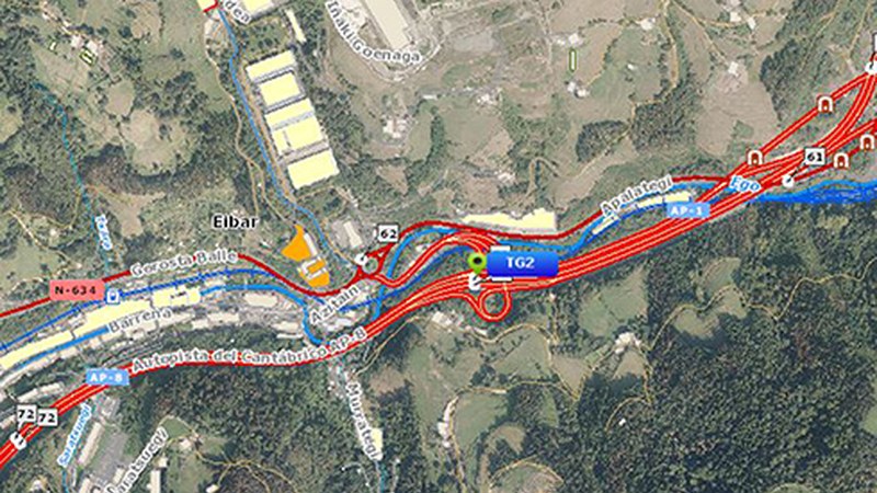 AP-8 autobidearen sarbidea itxita dago Bilborako norantzan kamioi batek izandako istripuarengatik