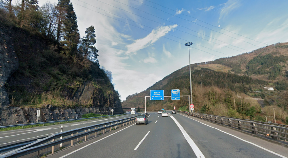 AP-8 eta AP-1 autobideen arteko lotura itxita egongo da gauean