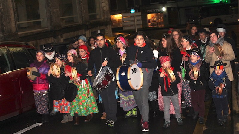 Aratosteak 2018_Kaldereroen kalejira eta pregoia