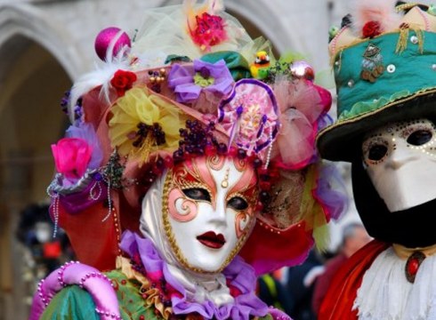 Aratosteen inguruko hainbat lehiaketa martxan