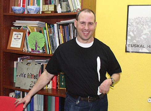 Aratosteetako lehiaketako irabazlea gaur etorri zaigu ...eta kitto!-ra sari bila