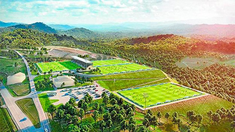 Areitioren alde egin zuten Eibar FT-ko akziodunek Kirol Hiria egiteko