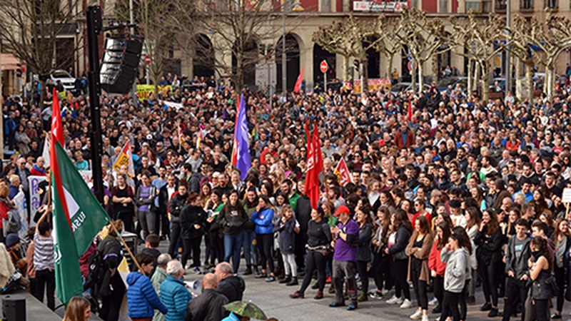 [ARGAZKI BILDUMA] Milaka eibartarrek egin zuten bat greba orokorrarekin