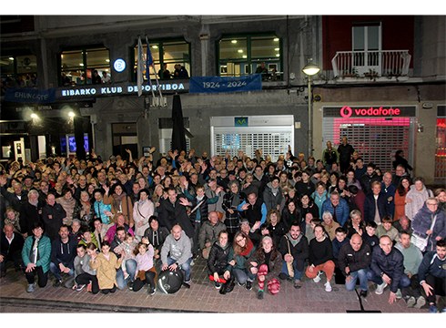 ARGAZKI-BILDUMAK | Eibarko Klub Deportiboaren mendeurren eguneko argazki bildumak ikusgai jarri ditugu