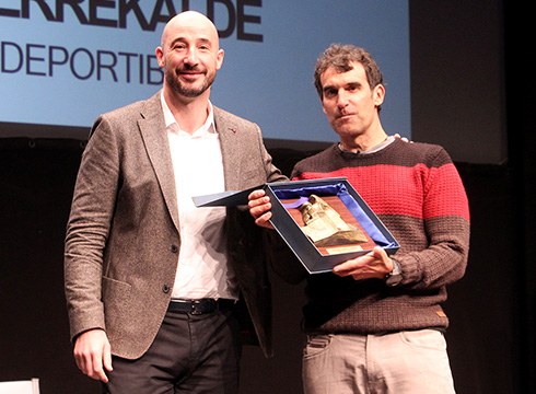 ARGAZKIAK | 28. Eibarko Kirol Sariak ekitaldiko argazkiak ikusgai daude