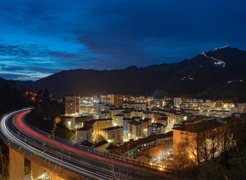 ARGAZKIAK | Eibarko Klub Deportiboaren mendeurreneko ospakizunak erretratatu dituzte hainbat argazkilarik