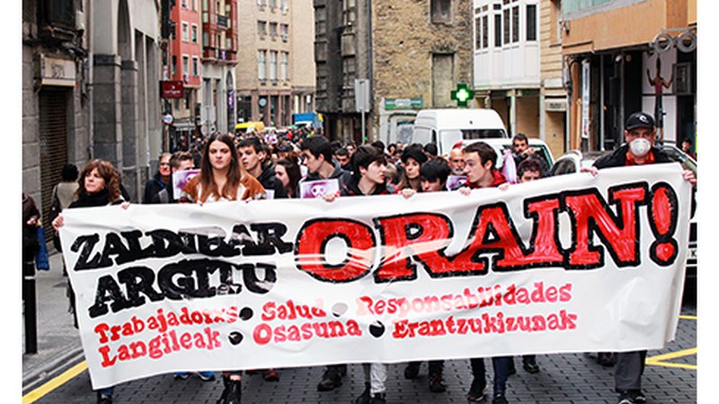 [ARGAZKIAK] Lanuztea eta manifestazioa "Zaldibar argitu" eskatzeko