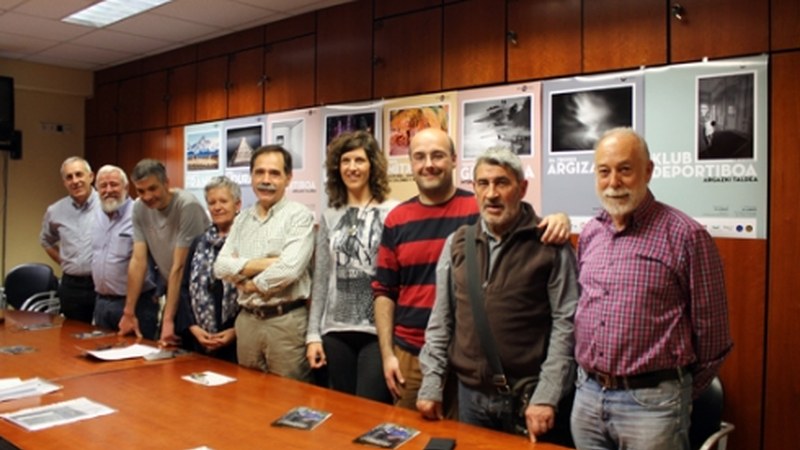 Argazkilaritza Maiatzean aurkeztu dute Klub Deportiboan