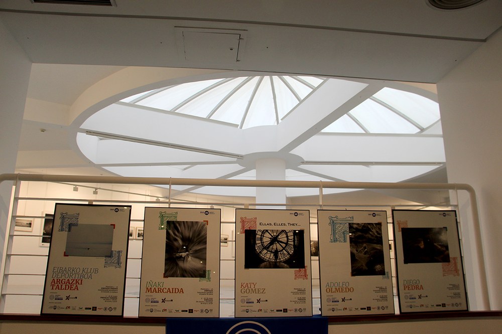 Argazkilaritza Maiatzean-eko erakusketa guztiak inauguratuta, bihar kaleko topaketen txanda izango da