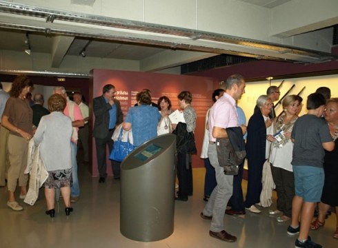 Arma bilduma berria ikusgai museoan