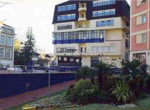 Armeria Eskola Plaza Eibarko kale-izendegiari gehitu diote