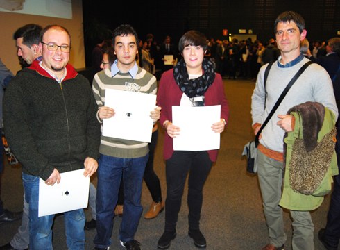 Armeria Eskolako hiru ikasle saritu dituzte