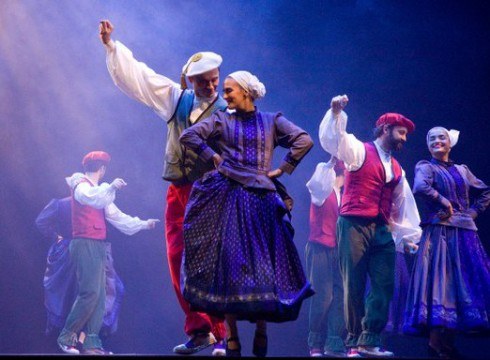 Arrasaten taularatuko dute bihar "Martin Zalakain" dantza ikuskizuna