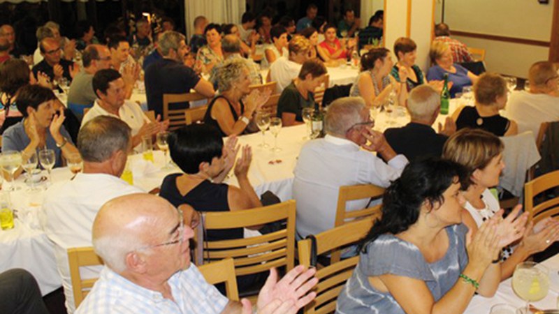 Arrate bezperako bertso-afarirako azken txartelak salgai