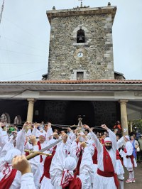 Arrateko Amaren eguna azken urteotako euritsuena izan da