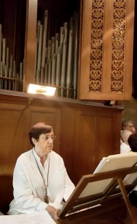 Arrateko Amaren eguna azken urteotako euritsuena izan da