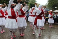 Arrateko Amaren eguna azken urteotako euritsuena izan da