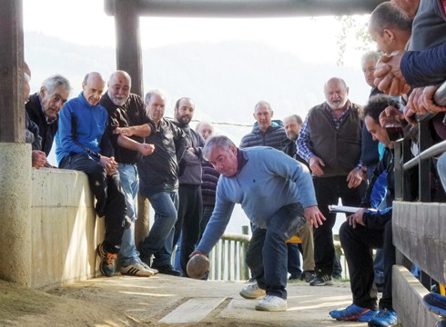 Arrateko Amaren hiru-txirlo tiraldia Asola Berrin jokatuko da etzi