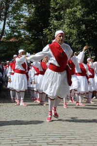 Arrateko Amaren jaiak jendetza erakarri du aurten Arrateko Amaren jaiak jendetza erakarri du aurten