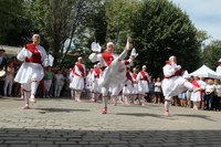 Arrateko Amaren jaiak jendetza erakarri du aurten Arrateko Amaren jaiak jendetza erakarri du aurten