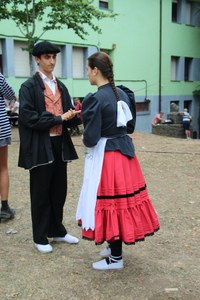 Arrateko Amaren jaiak jendetza erakarri du aurten Arrateko Amaren jaiak jendetza erakarri du aurten