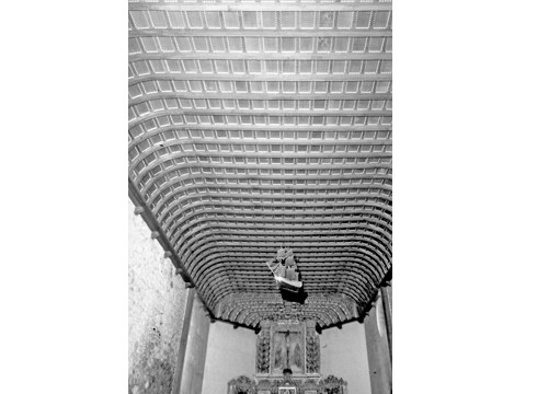 Arrateko elizaren egurrezko ganga, egitura arkitektoniko esanguratsua