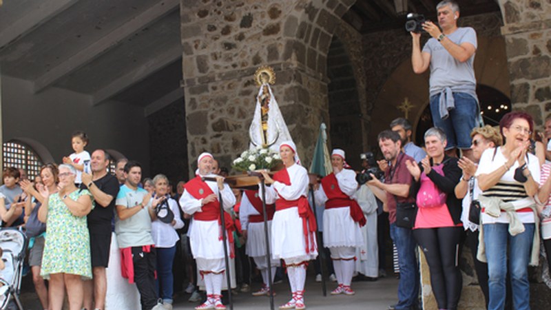 Arrateko jaiak argazkietan laburbilduta